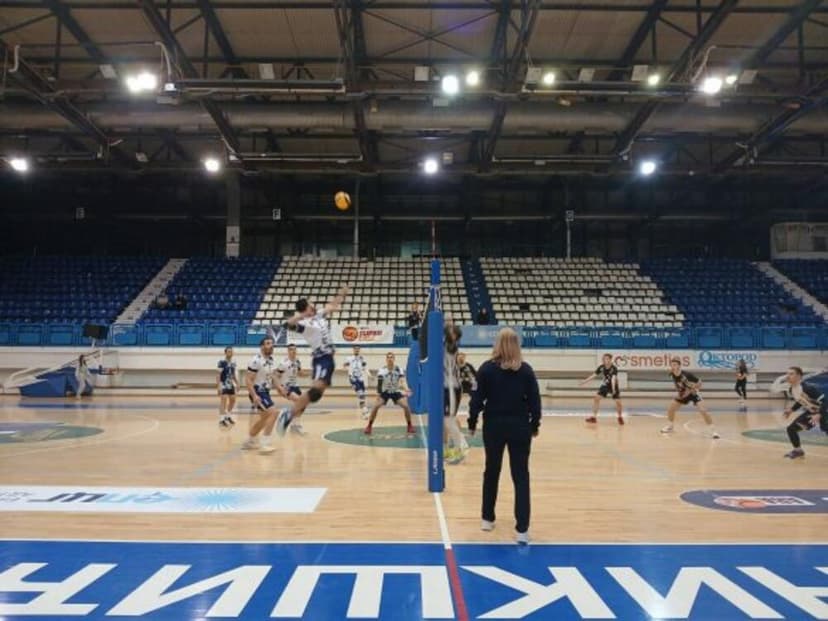 Final Round of EPCG Superliga Volleyball Players: Sutjeska and Mornar Chase...
